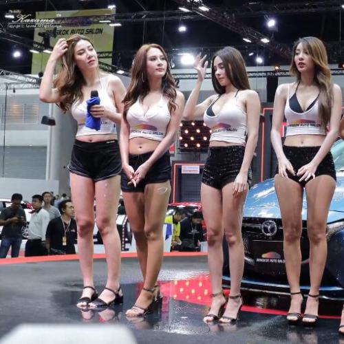 4K高清视频 2019年泰国曼谷自动沙龙车展57则 身材丰满超级好 性感低胸车展美女模特[百度网盘12.5G]